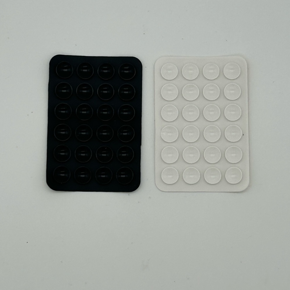 Black and White Suction Grip Mount Set